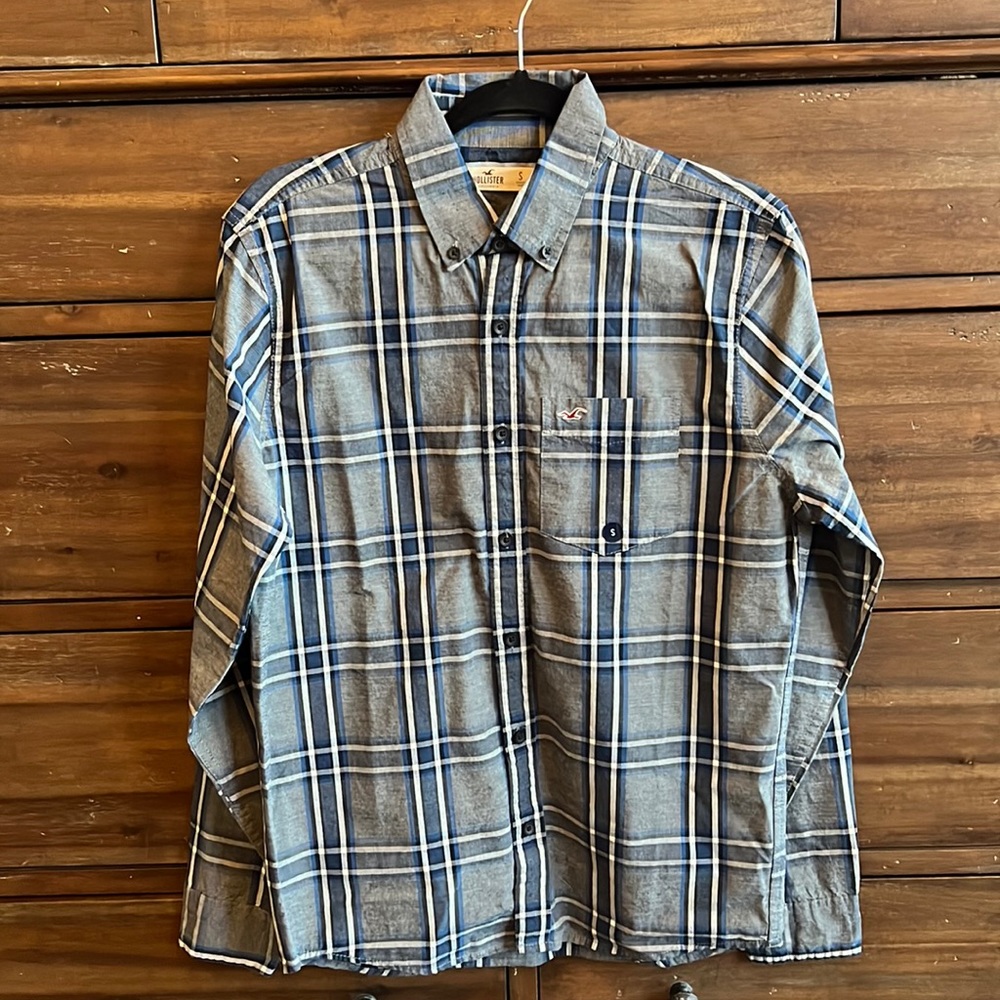 Hollister long sleeve shirt